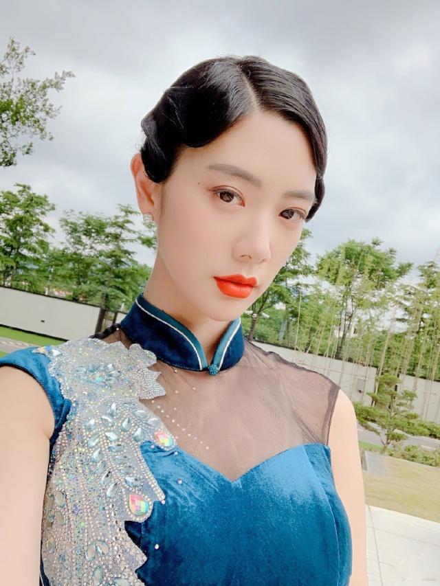 伊人app无广告直播入口 热门6